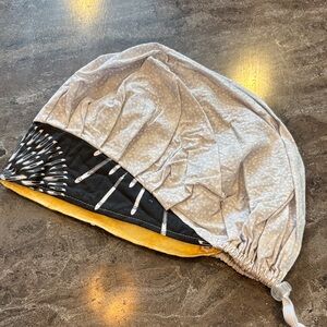 Light and dark gray bouffant scrub hat